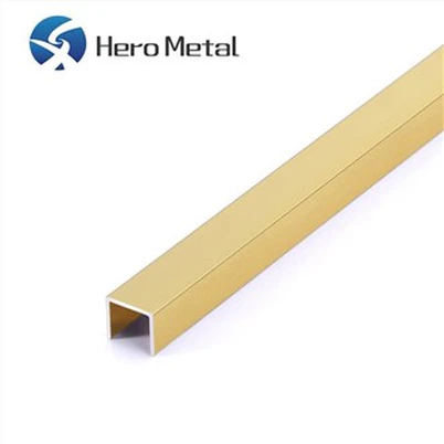 Wykończenie płytek z metalowego profilu aluminiowego